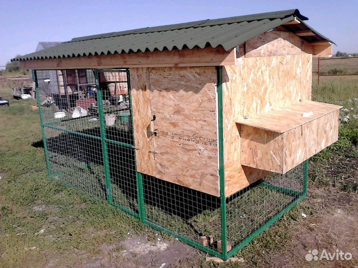 Курятник с утепленным домиком