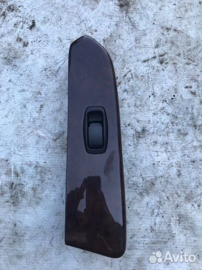 Блок управления стеклоподьемниками передний левый