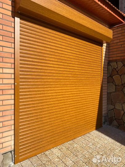 Секционные ворота