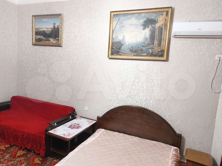 2-к. квартира, 74 м², 1/2 эт.
