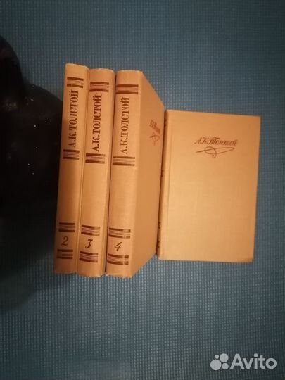 Продам книги