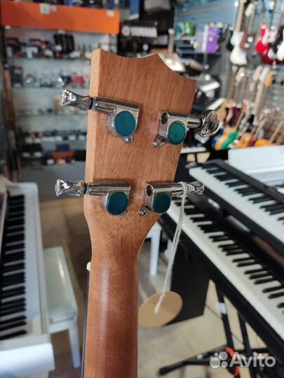 Укулеле Martin Romas MR-02