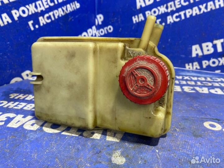 Бачок гидроусилителя Citroen Xsara лифтбэк XU7JP