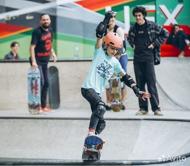 Тренер по скейту. Тренер по скейтборду