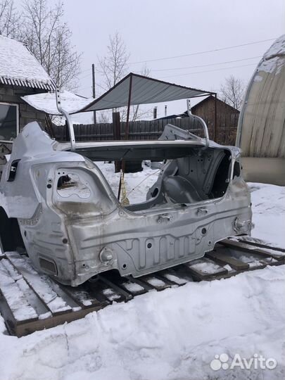 Продам задний спил. Rearcut Toyota Allion ZRT265