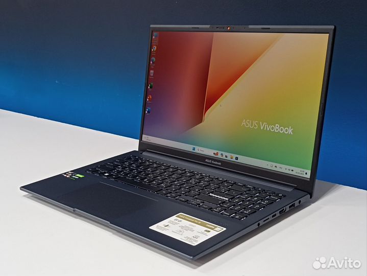 Asus VivoBook IPS 144Hz Ryzen 7 RTX3050 16G озу