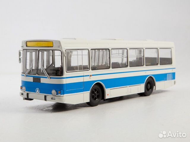 Лаз-4202 Сова 1:43