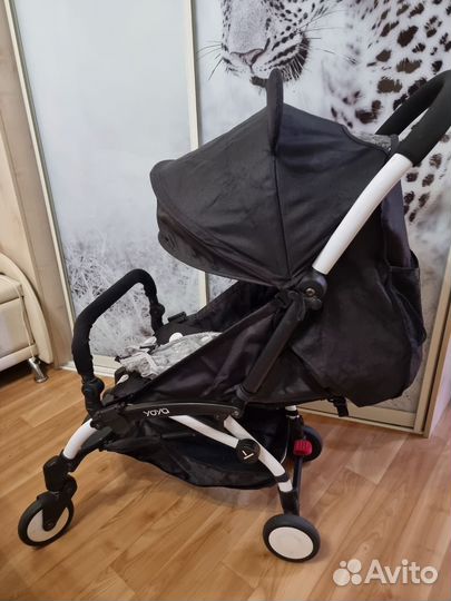 Коляска прогулочная