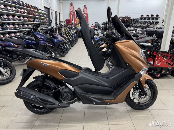 Скутер X-motors MAX - 200cc - Yamaha tmax