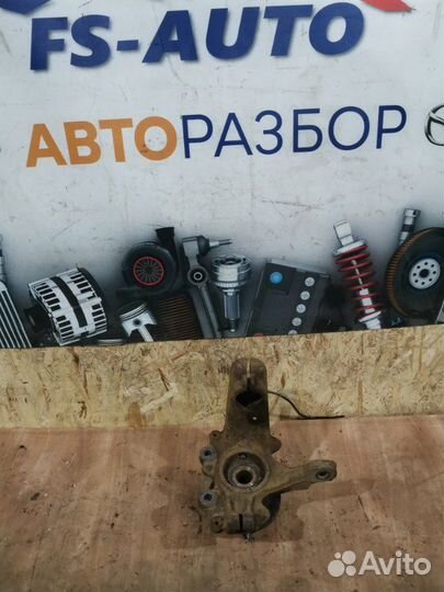 Кулак поворотный передний правый Ford Focus 3