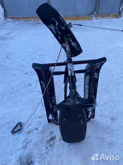 Детский снегокат бу