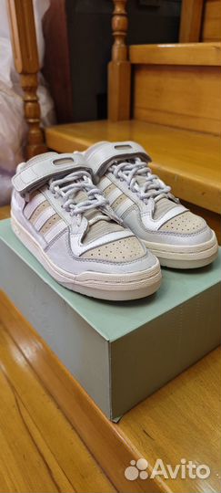 Кроссовки Adidas 35 - 38 размер оригинал