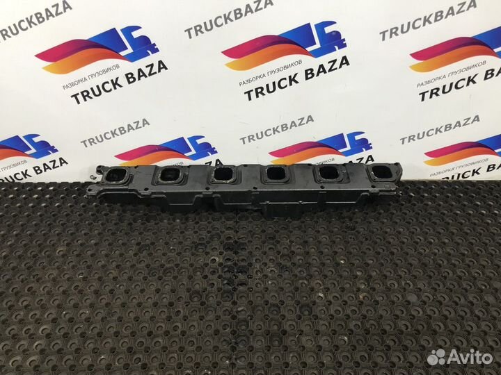 4710981217 Коллектор впускной OM471