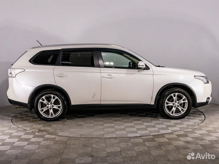 Mitsubishi Outlander 2.0 CVT, 2014, 162 269 км