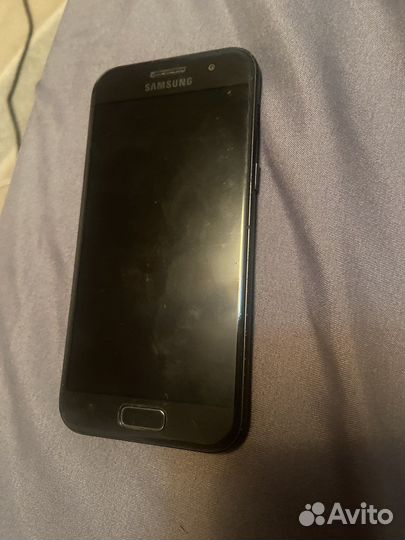 Samsung Galaxy A3 (2017) SM-A320F Single Sim, 2/16 ГБ
