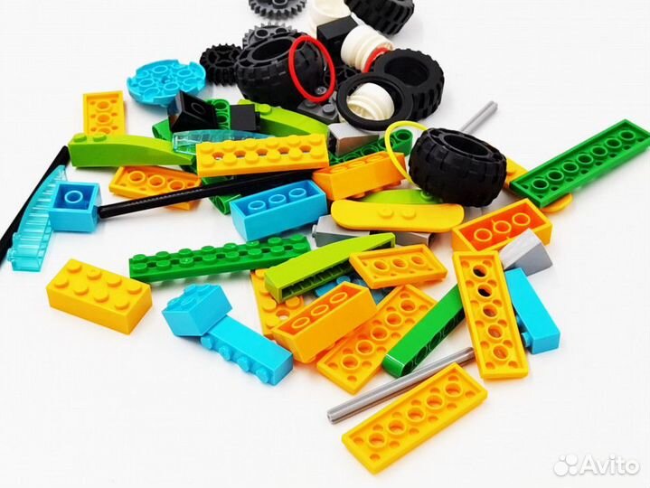 Образовательный роботизированный конструктор