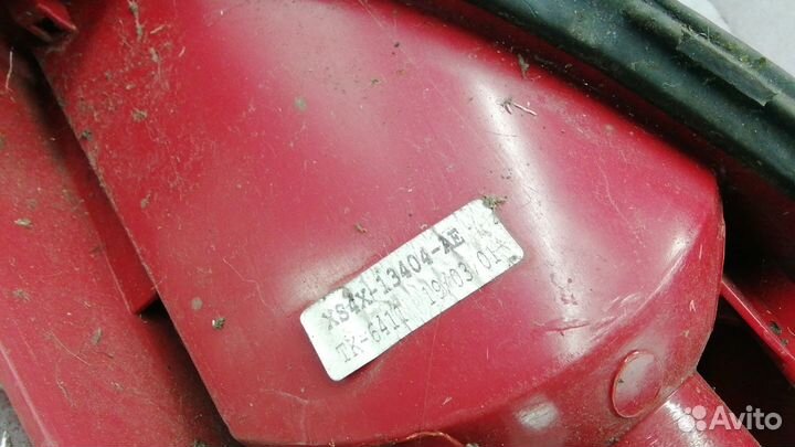 Фонарь задний правый Ford Focus 2001