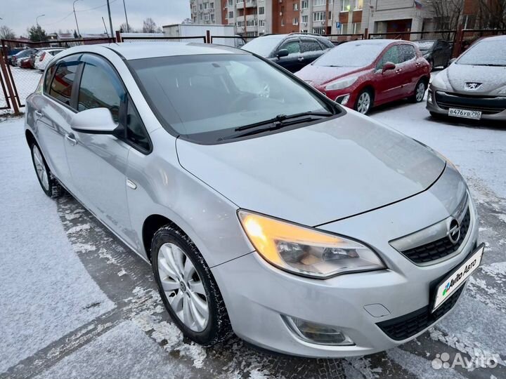 Opel Astra 1.6 AT, 2011, 167 000 км