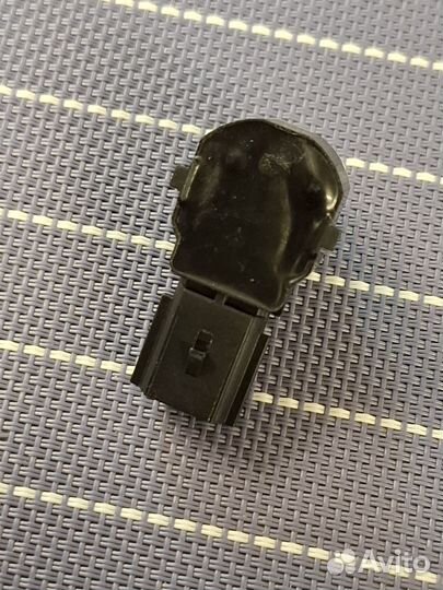 FR3Z-15K859-aaptm датчик парковки