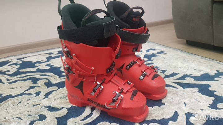 Горнолыжные ботинки atomic redster