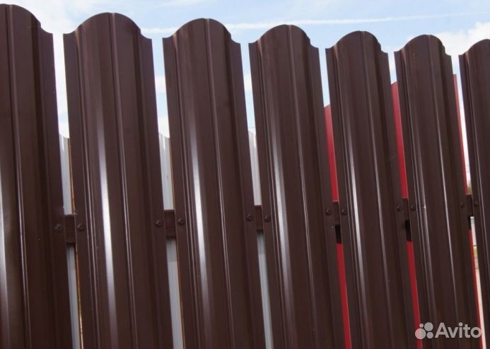 Штакетник металлический, в наличии и под заказ
