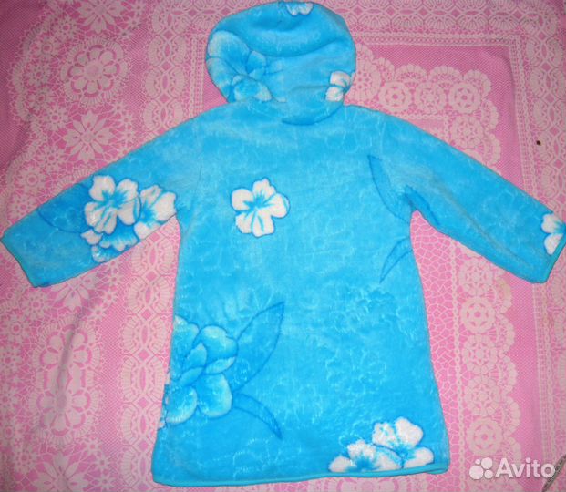 За шоколадку Халат на 3-4 года