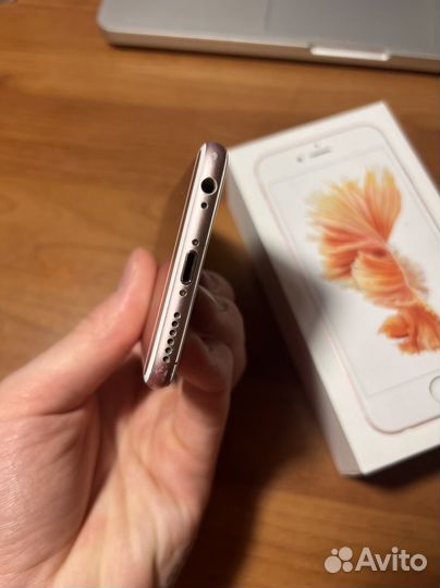 iPhone 6S, 32 ГБ