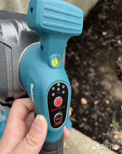 Вибро присоска Makita 36v для поитеи