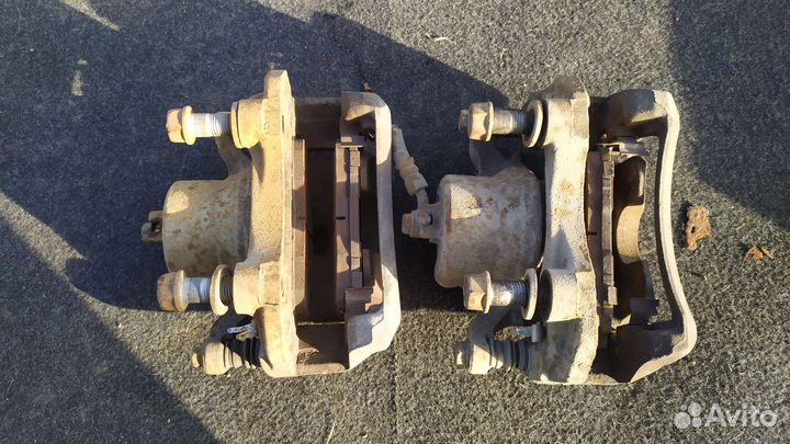 Суппорт передний Ниссан максима а33