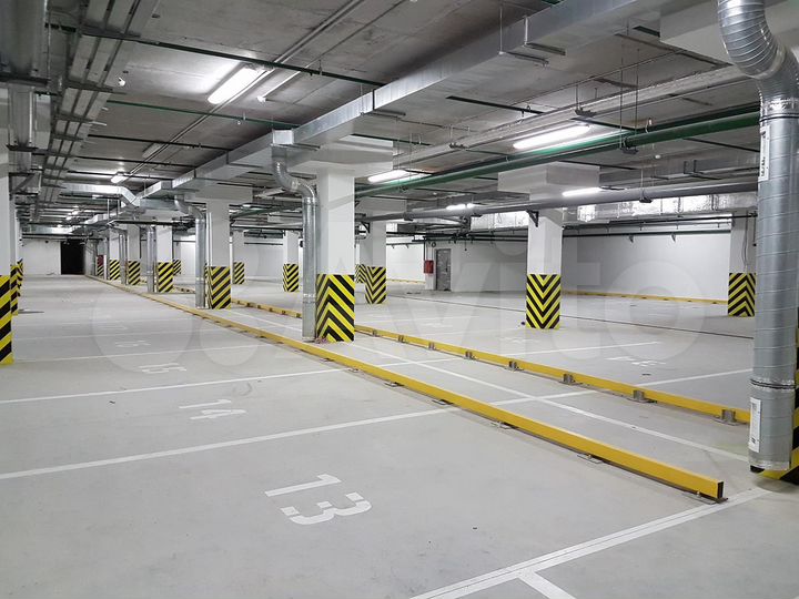 Машиноместо, 13 м²