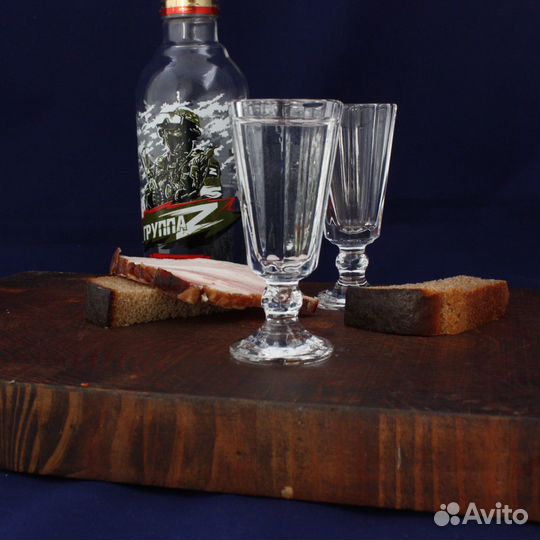 Рюмки лафитники хрустальные