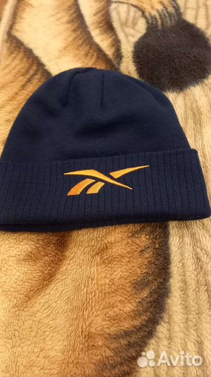 Шапка унисекс оригинал reebok