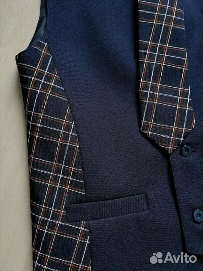 Школьный костюм