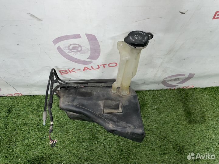 Бачок стеклоомывателя Chevrolet Suburban GMT400