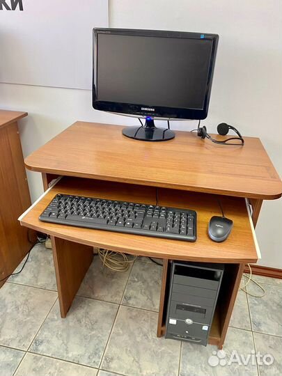 Продаётся офисная мебель