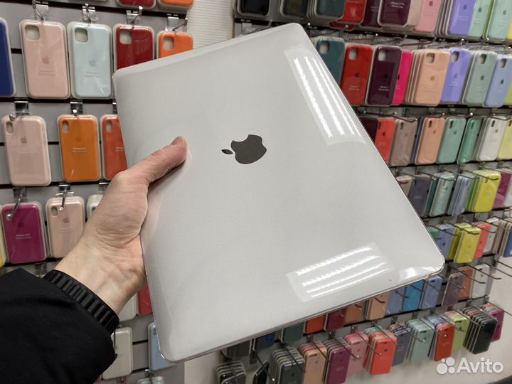 Глянцевый темный чехол на macbook air m1 2020