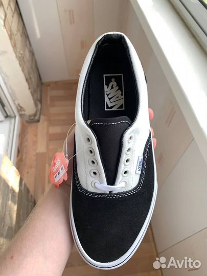 Vans era black marshmallow