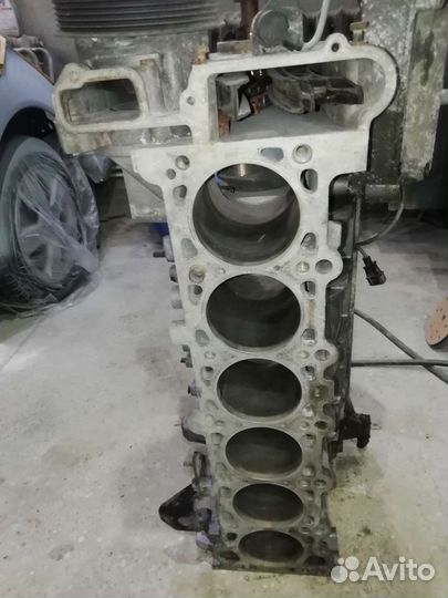 Блок двигателя бмв