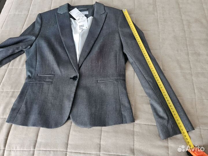 Костюм женский классика с юбкой 44-46