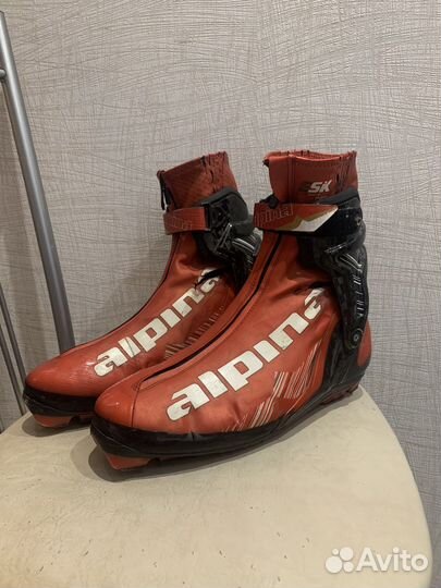Лыжные ботинки alpina 44 размер (коньковые)