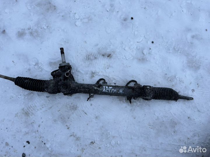 Рулевая рейка Opel Astra H