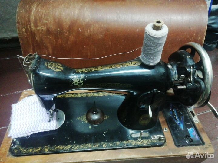 Швейная машинка подольская ручная