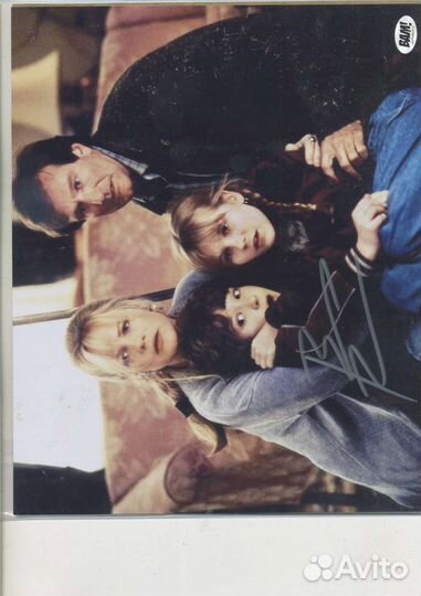 Постеры с автографами актёров, сертификат