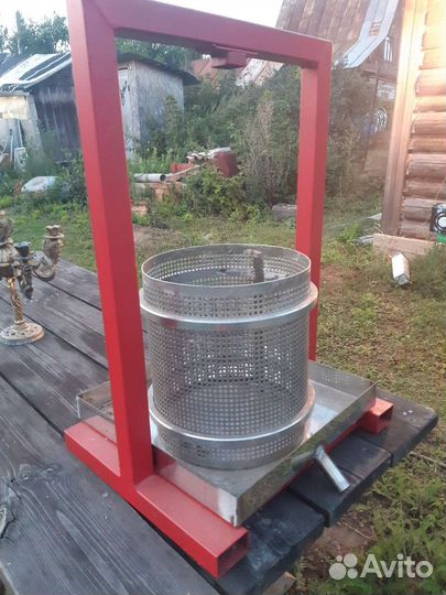 Бункер- сито для пресс-сока