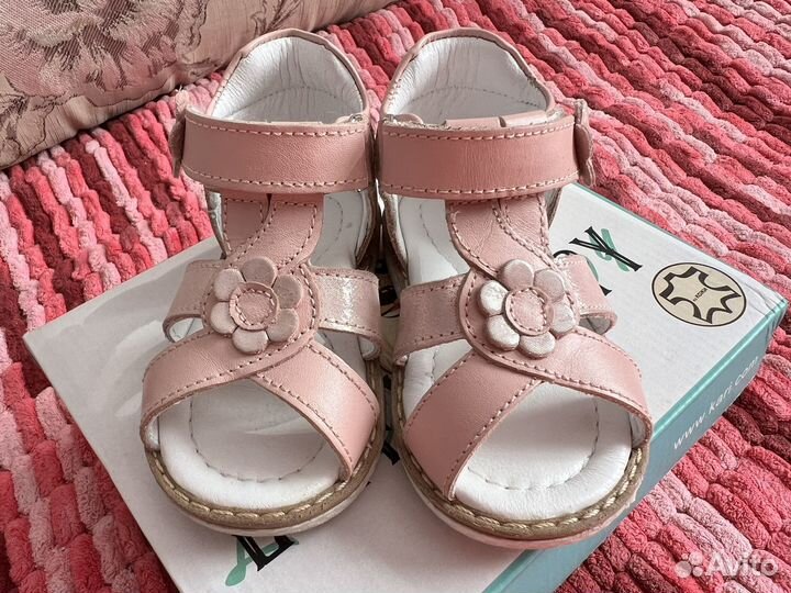 Сандалии для девочки 20 размер