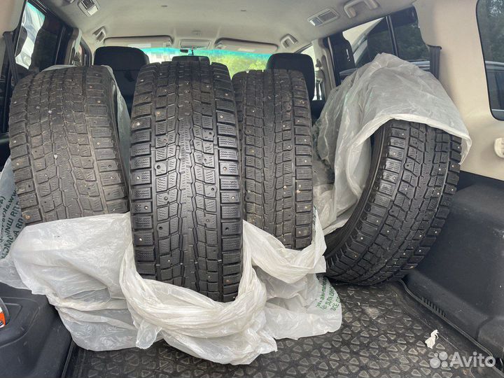 Dunlop SP Winter Ice 01 265/65 R17