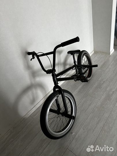 Трюковой велосипед bmx