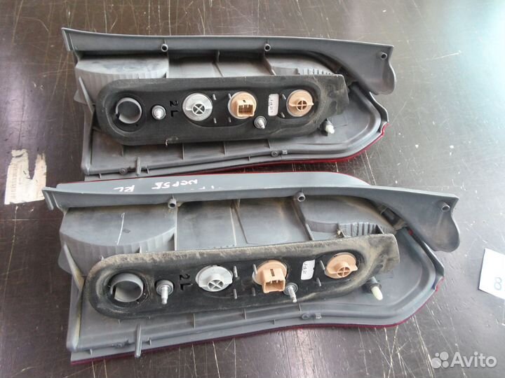 Задний фонарь левый Toyota Probox