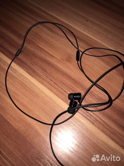 Наушники для телефона