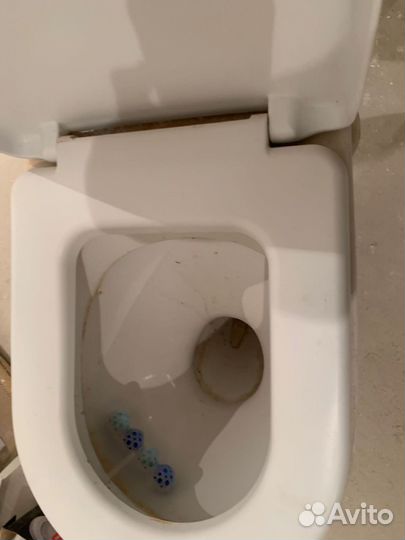 Унитазы и бачки бу